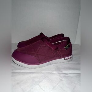 L.L. Bean Womens Ultralight PrimaLoft Waterproof Slip-Ons Shoes Slippers Size: 8